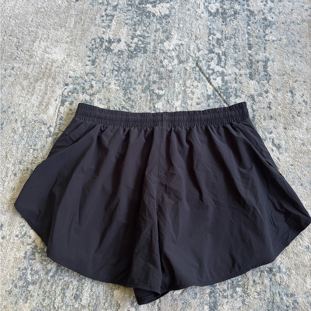 Women’s All In Motion Black Athletic Shorts - Picture 3 of 4